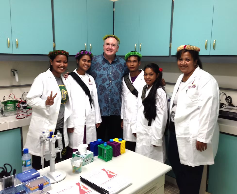 FEDERATED STATES OF MICRONESIA students and instructor